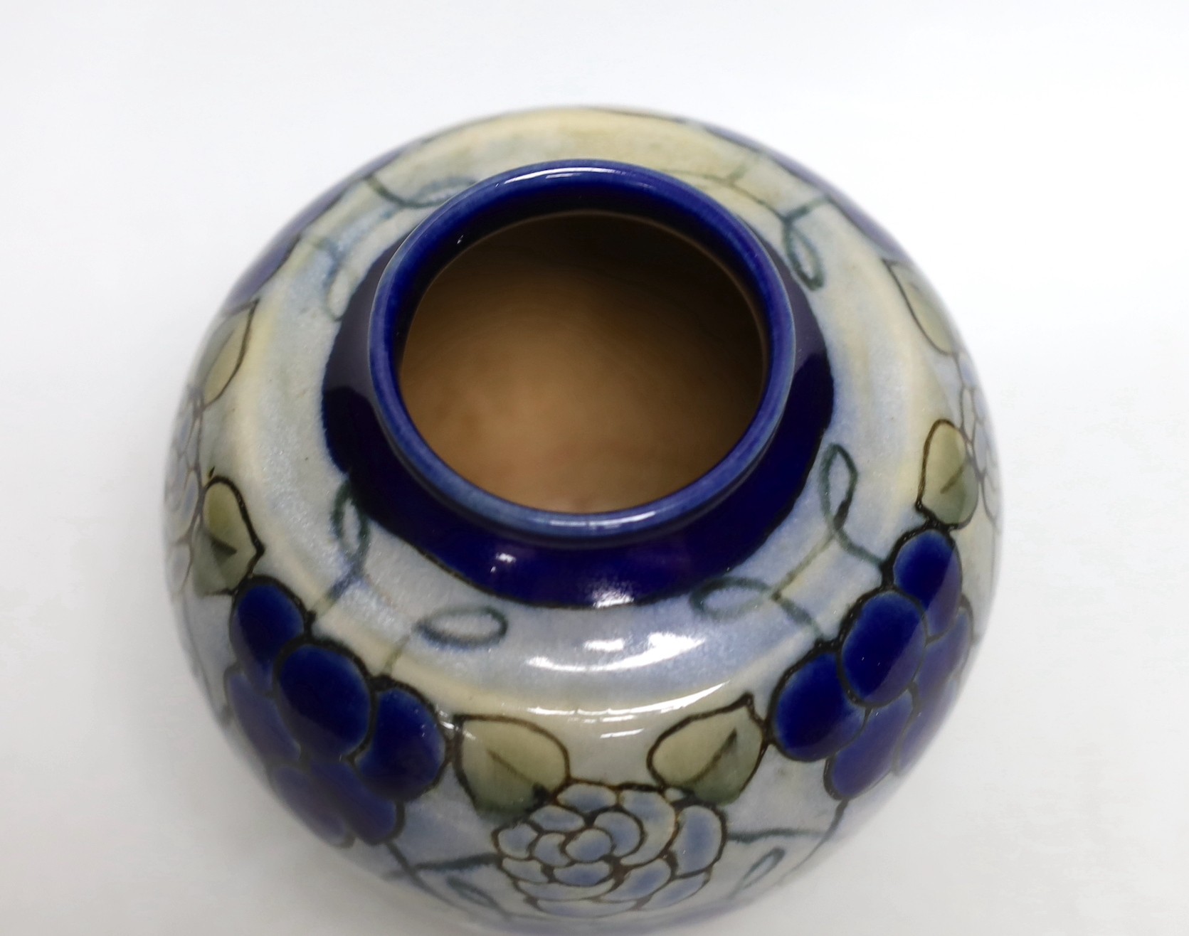 A Doulton Lambeth stoneware jar, 15cms high